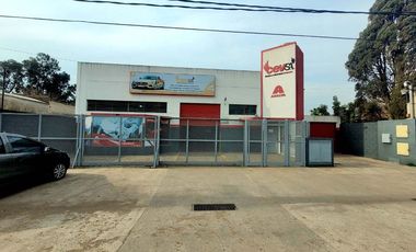 Venta Galpón con oficinas Derqui, Pilar