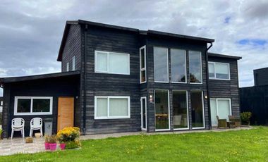 Casa en arriendo  en PUERTO VARAS