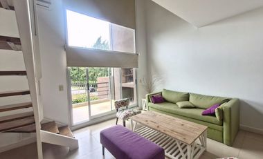 Alquiler Excelente duplex dos Ambientes.