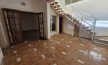 CASA INTERNA EN VENTA 5TA SECCIÓN 5 DORM