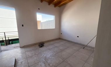 VENTA DUPLEX DOS DORMITORIOS LUZURIAGA MAIPU