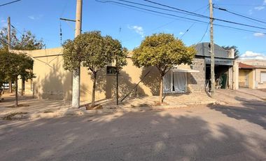 Casa+ Galpón calle SARMIENTO 697 SANTA ROSA