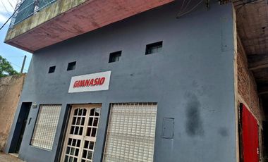 VENTA CASA 3 DOR. EN ALTOS CON LOCAL Y GALPON