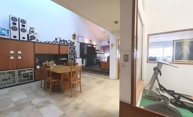 VENTA CASA Chalet 6 Amb. 5 Hab. Velez Sarsfield