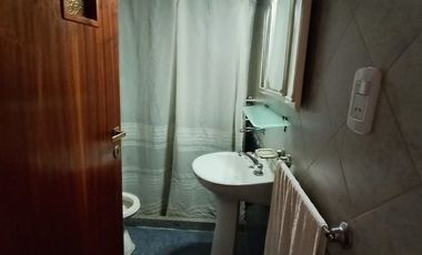 VENTA CASA TRES DORMIS-PILETA - GABOTO