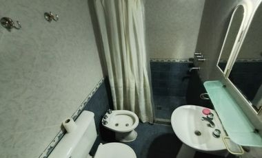VENTA CASA TRES DORMIS-PILETA - GABOTO