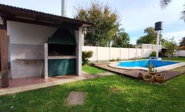 VENTA CASA TRES DORMIS-PILETA - GABOTO