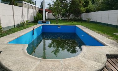 VENTA CASA TRES DORMIS-PILETA - GABOTO