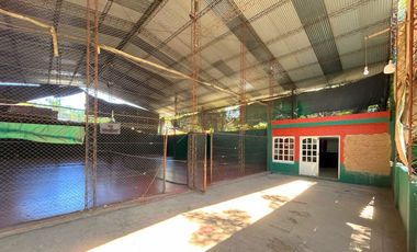 Canchas de padel con gran tinglado