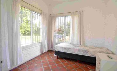 Finca en Pilar, 1.6ha de naturaleza y confort.
