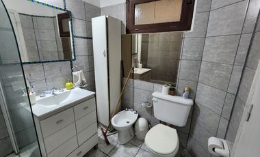 Venta Depto PB Céntrico 2 Dorm. Cocheras y Patio