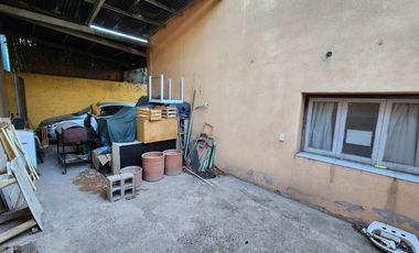 Venta Depto PB Céntrico 2 Dorm. Cocheras y Patio