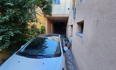 Venta Depto PB Céntrico 2 Dorm. Cocheras y Patio