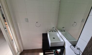 Venta  Departamento 4 ambientes sobre Av. Mitre