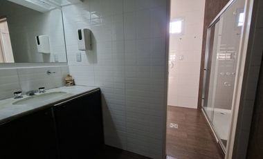 Venta  Departamento 4 ambientes sobre Av. Mitre