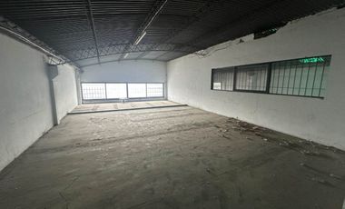 VENTA GALPON LOCAL COMERCIAL RENTABLE FUERZA AEREA