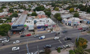 VENTA GALPON LOCAL COMERCIAL RENTABLE FUERZA AEREA