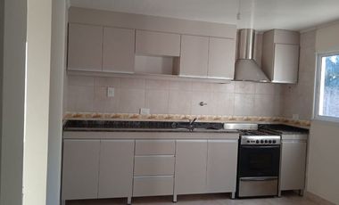 VENTA CASA EN LLAMBI CAMPBELL.-