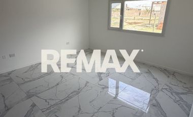 ALQUILER CASA 2 DORM - GENNARI 631 - FERNANDEZ ORO