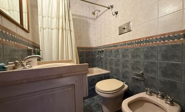 Depto 4 amb en venta c/cochera en Gerli