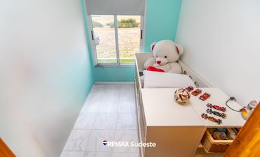 Casa moderna en venta en La Huella!!