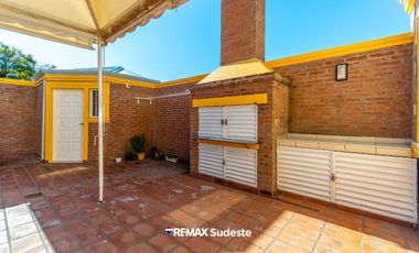 Venta casa 4 dormitorios APTO CREDITO