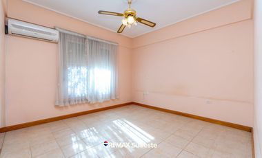 Venta casa 4 dormitorios APTO CREDITO