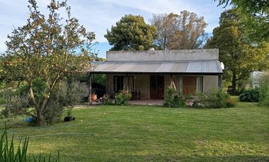 VENTA CASA ESTILO CAMPO - LAGUNA LA BRAVA