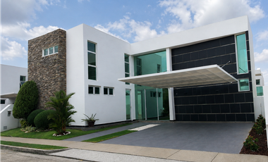 Casa en Venta y Alquiler en Costa Sur - PH Costa Esmeralda