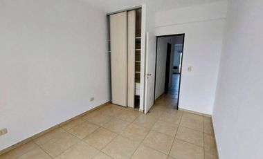 ALQUILER - Departamento 2 amb c/cochera - Victoria