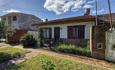 Venta Casa 5 ambientes Bo Las Heras jardín galpón