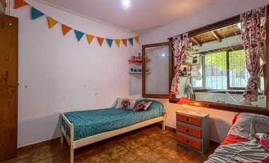 Venta Casa 5 ambientes Bo Las Heras jardín galpón