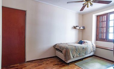 VENTA CASA 5 AMB VELEZ SARFIELD PILETA QUINCHO
