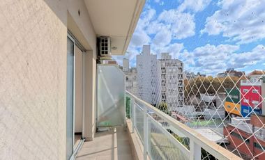 DEPARTAMENTO  2 AMBIENTES CON COCHERA DESC