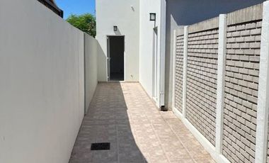 VENTA DE DEPARTAMENTO CON PATIO/apto credito
