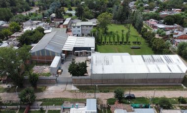 Venta Galpón Industrial / Comercial en Jose C Paz