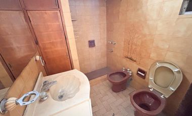 Venta casa interna, 3 hab-2 patios