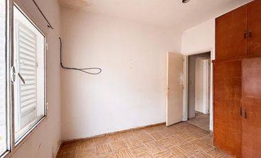 Venta casa interna, 3 hab-2 patios