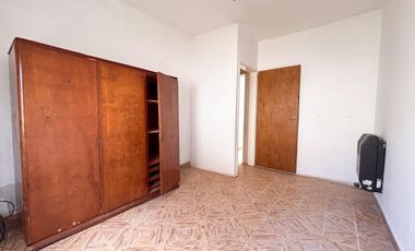 Venta casa interna, 3 hab-2 patios