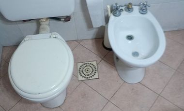 VENTA CASA MULTIFAMILIAR 2 PHS.COCHERA AVELLANEDA