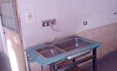 VENTA CASA MULTIFAMILIAR 2 PHS.COCHERA AVELLANEDA