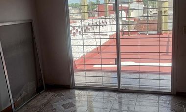 VENTA CASA MULTIFAMILIAR 2 PHS.COCHERA AVELLANEDA