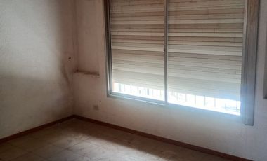 VENTA CASA MULTIFAMILIAR 2 PHS.COCHERA AVELLANEDA