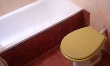 VENTA CASA MULTIFAMILIAR 2 PHS.COCHERA AVELLANEDA