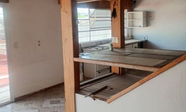 VENTA CASA MULTIFAMILIAR 2 PHS.COCHERA AVELLANEDA