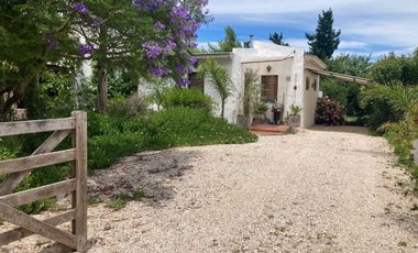 VENTA CASA + DEPTO, PARQUE Y PILETA, CLAROMECO