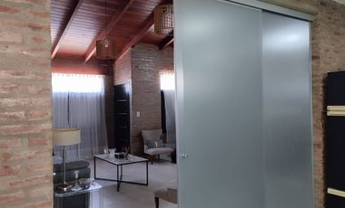 VENDO CASA, 2 HABITACIONES, PALMARES 3
