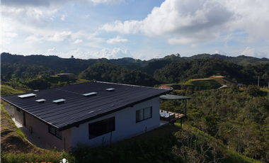 ESPECTACULAR CASA CAMPESTRE EN VENTA / SANTO DOMINGO ANTIOQUIA 