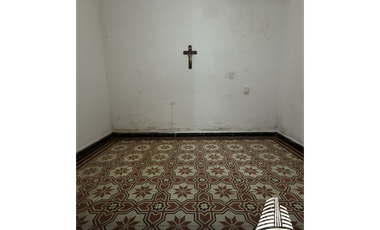 Casa en venta - Montevideo 1395
