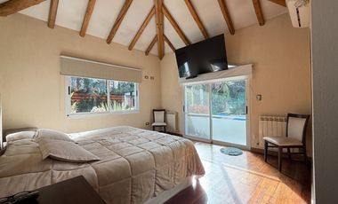 Casa B. Privado El Remanso, Chacras de Coria Mza